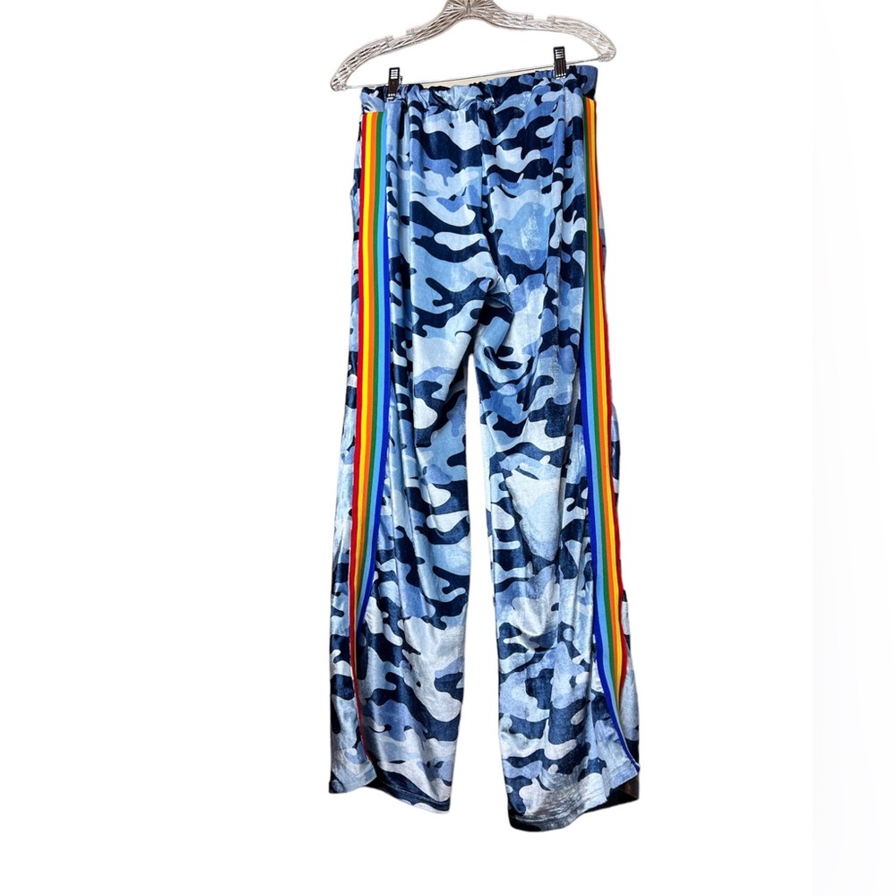 Men’s Luukse camouflage joggers with rainbow stripes, Size XL